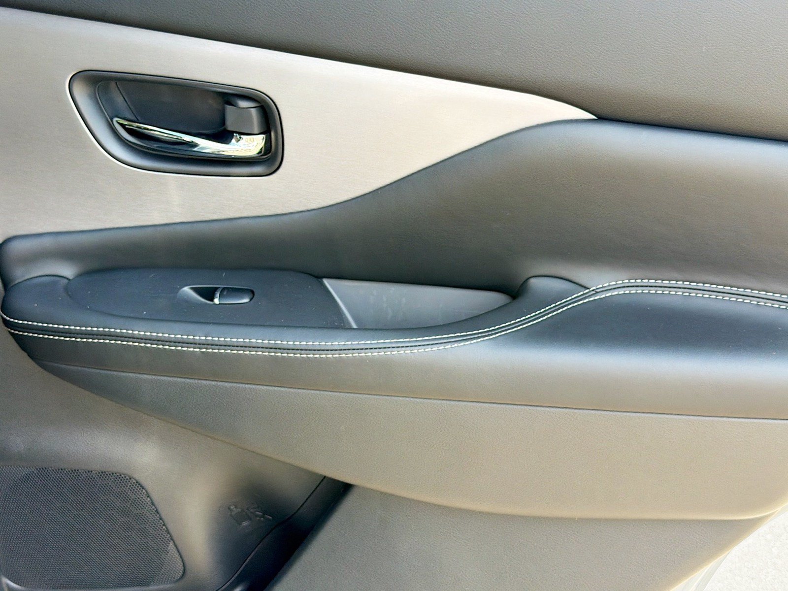 Used 2024 Nissan Murano SL AWD/4WD image 29