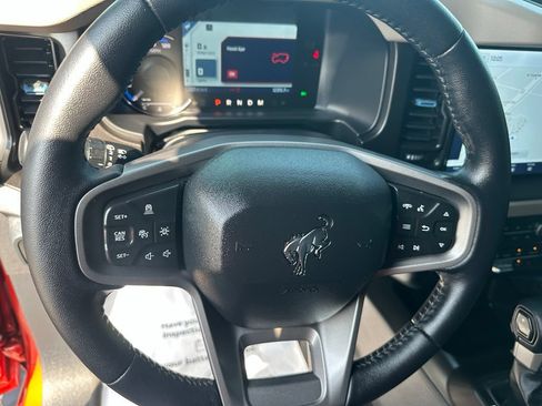 Used 2022 Ford Bronco Wildtrak AWD/4WD image 16