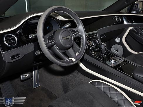 Used 2022 Bentley Continental GT Speed image 26
