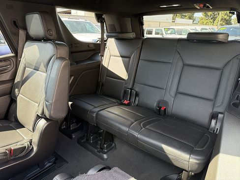 Used 2024 GMC Yukon Denali RWD image 43