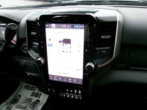 Certified 2025 RAM 2500 Big Horn AWD/4WD image 14