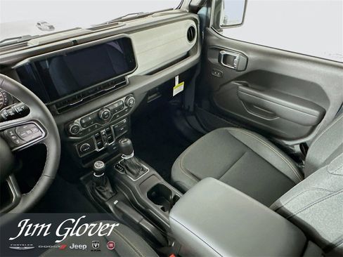 New 2025 Jeep Wrangler Sport S image 19