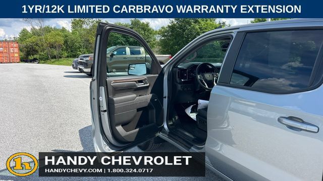 Certified 2025 Chevrolet Silverado 1500 RST w/ Convenience Package II AWD/4WD image 11