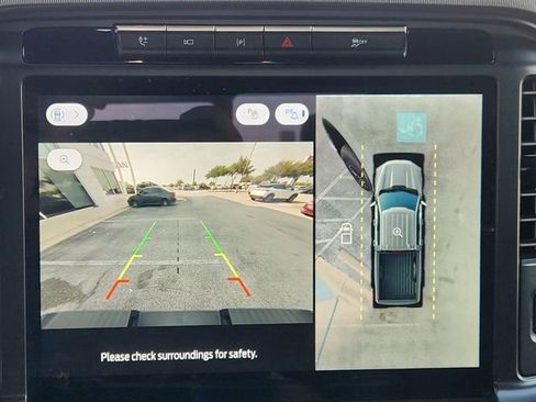 Used 2024 Ford F150 Platinum image 15