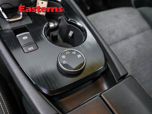 Used 2022 Nissan Rogue SV image 33