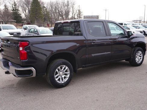 Used 2022 Chevrolet Silverado 1500 LT image 5