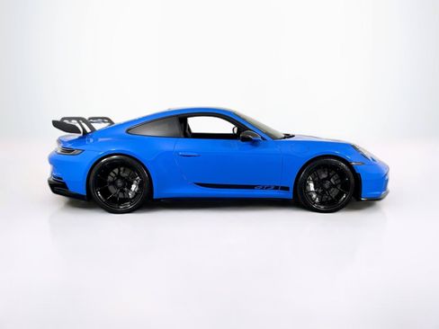 Used 2023 Porsche 911 GT3 RWD image 4