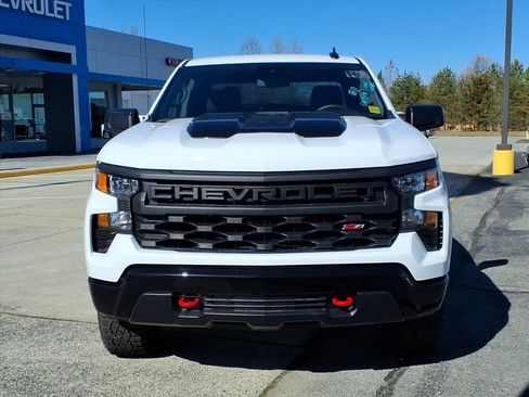 Used 2025 Chevrolet Silverado 1500 Custom Trail Boss image 2