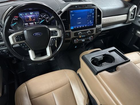 Used 2022 Ford F250 Lariat image 13