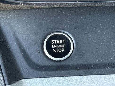 Used 2023 Audi Q3 2.0T Premium image 22