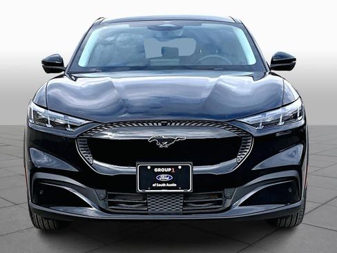 Used 2025 Ford Mustang Mach-E Select image 8