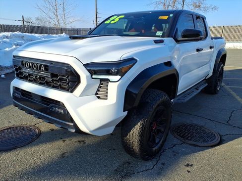 Used 2025 Toyota Tacoma TRD Pro w/ Tow Tech Package image 3