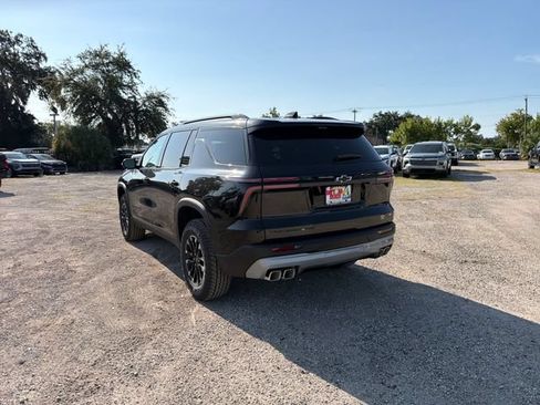 New 2026 Chevrolet Traverse Z71 w/ Driver Confidence Package AWD/4WD image 9