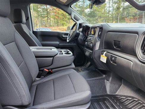 New 2026 Chevrolet Silverado 1500 W/T image 11
