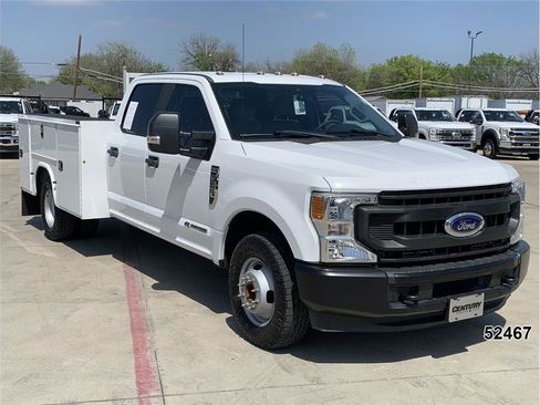 Used 2020 Ford F350 XL w/ Power Equipment Group image 3