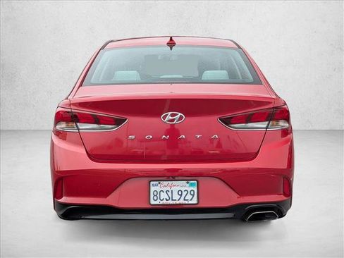 Used 2018 Hyundai Sonata SEL FWD image 4