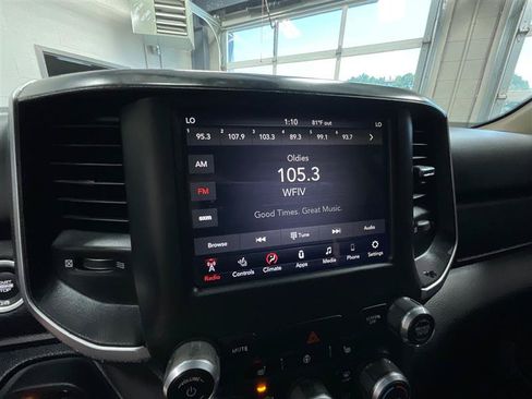 Used 2019 RAM 1500 Big Horn RWD image 14