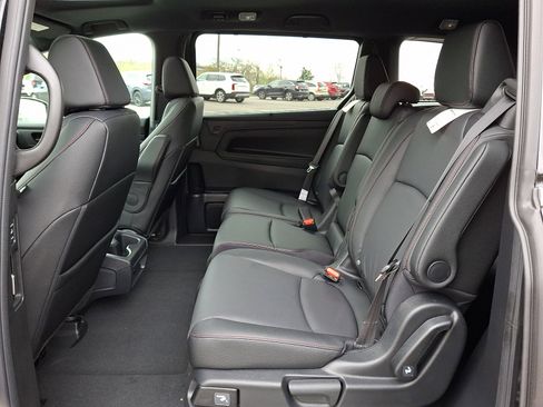 New 2026 Honda Odyssey Sport-L image 10