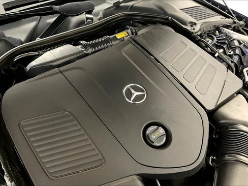 Certified 2024 Mercedes-Benz C 300 4MATIC Sedan image 31