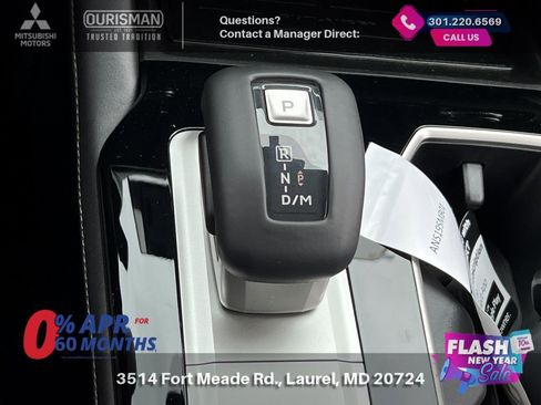 New 2025 Mitsubishi Outlander SE image 24