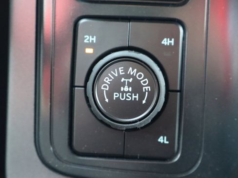 New 2025 Ford F150 XLT w/ Equipment Group 302A MID image 25