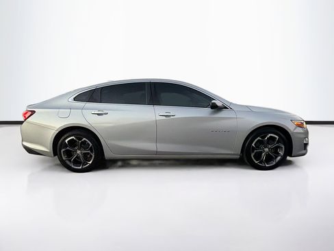 Used 2021 Chevrolet Malibu LT image 2