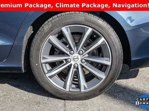 Used 2022 Volvo S60 B5 Momentum image 10