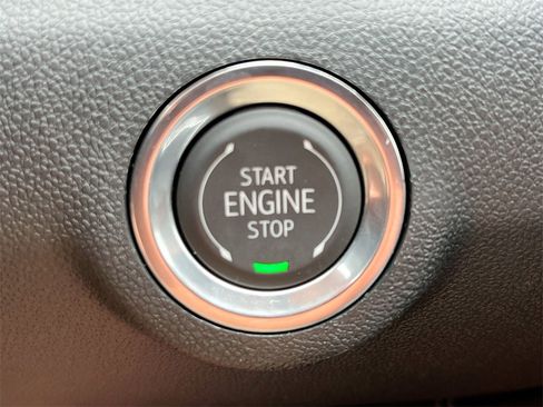 New 2026 GMC Terrain Denali w/ LPO, Floor Liner Package image 25