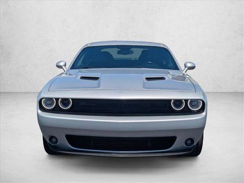 Used 2019 Dodge Challenger SXT w/ Blacktop Package RWD image 2