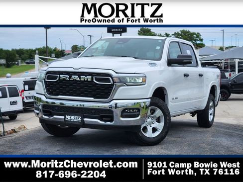 Used 2025 RAM 1500 Lone Star AWD/4WD image 1