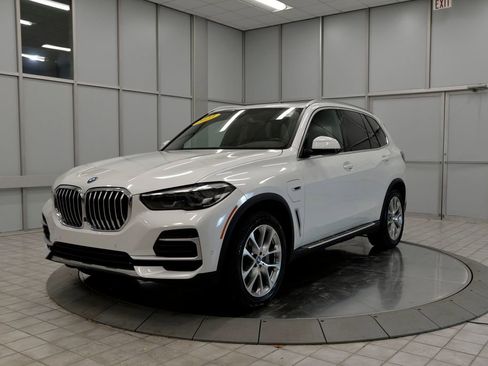 Used 2023 BMW X5 xDrive45e w/ Climate Comfort Package image 4