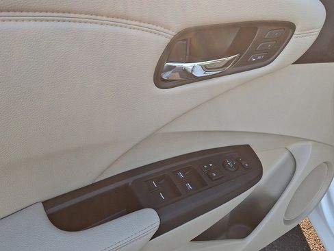 Used 2018 Acura RDX AWD image 12