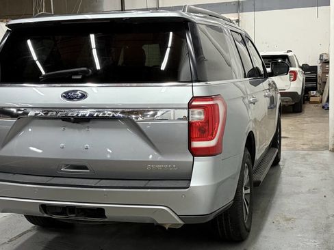 Used 2020 Ford Expedition XLT w/ Equipment Group 201A image 7