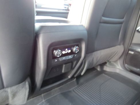New 2026 Chevrolet Traverse RS w/ LPO, Floor Liner Package FWD image 16