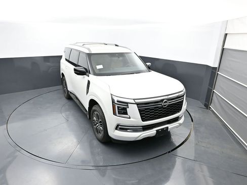 New 2026 Nissan Armada SL w/ Captain's Chari Seat Package AWD/4WD image 15