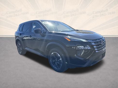 Used 2025 Nissan Rogue SV image 8