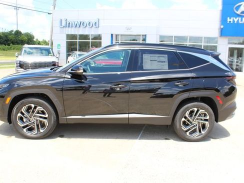 New 2026 Hyundai Tucson Limited AWD/4WD image 2