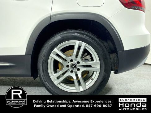 Used 2021 Mercedes-Benz GLB 250 4MATIC image 5