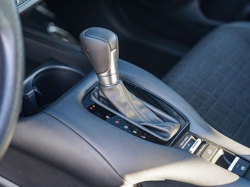 Used 2023 Honda HR-V LX image 20