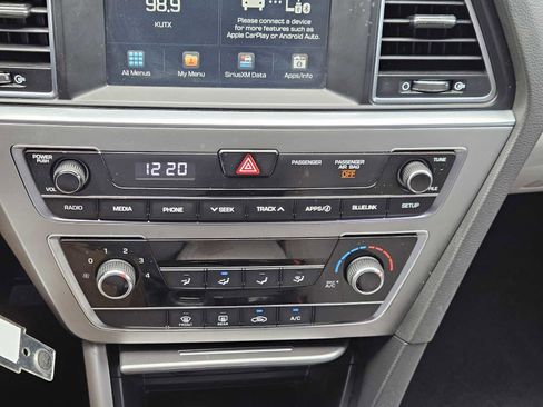 Used 2016 Hyundai Sonata SE image 17