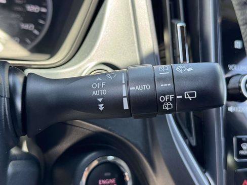 Used 2025 Subaru Forester Limited w/ Popular Package #2 AWD/4WD image 26