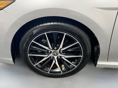 Used 2021 Toyota Camry SE image 13