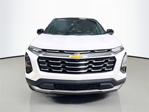 New 2026 Chevrolet Equinox LT w/ Convenience Package II image 3