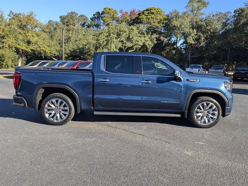 Used 2023 GMC Sierra 1500 Denali w/ Denali Reserve Package image 3