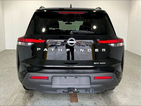 Used 2024 Nissan Pathfinder SV w/ SV Premium Package AWD/4WD image 6