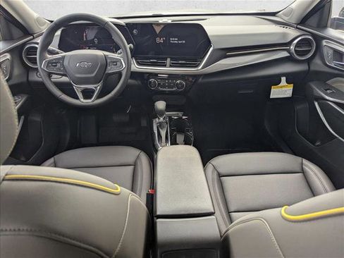 New 2026 Chevrolet Trax ACTIV w/ Sunroof Package FWD image 14