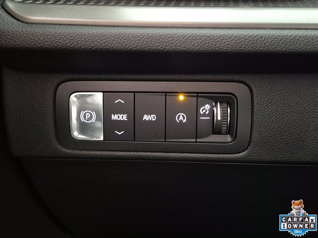 Used 2024 Chevrolet Traverse LT w/ Trailering Package AWD/4WD image 18