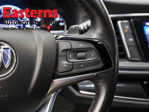 Used 2024 Buick Enclave Premium image 16