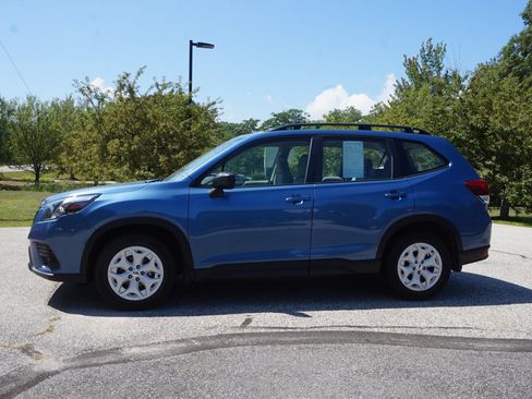 Used 2022 Subaru Forester AWD/4WD image 8