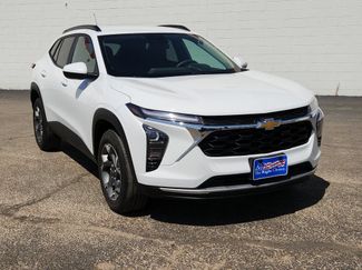 Used 2025 Chevrolet Trax LT FWD video 2